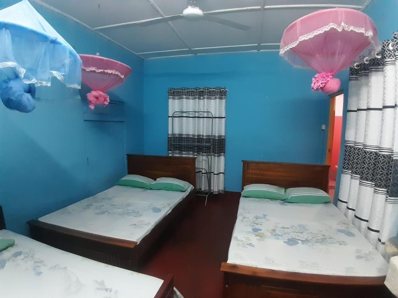 Amila Guest Hotel Trincomalee Buitenkant foto